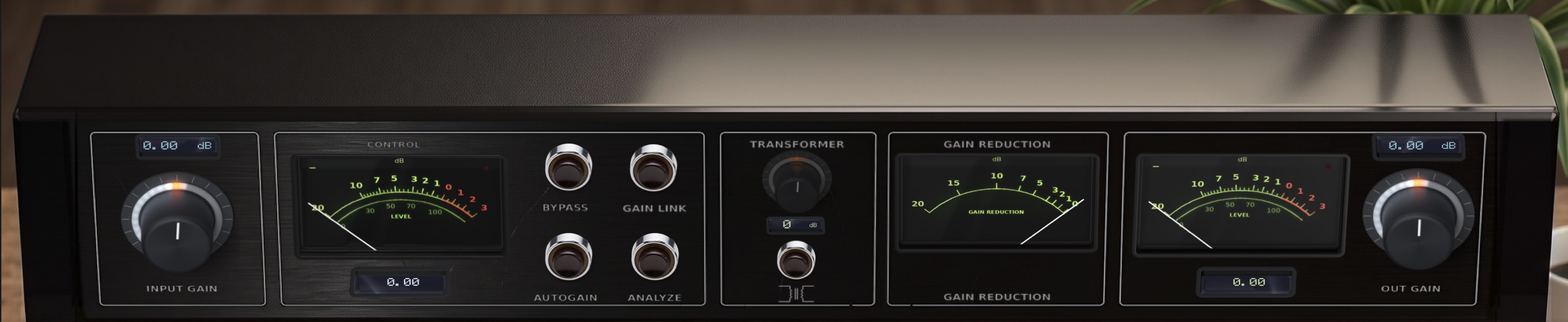Input section, autogain, gain link, transformer and output